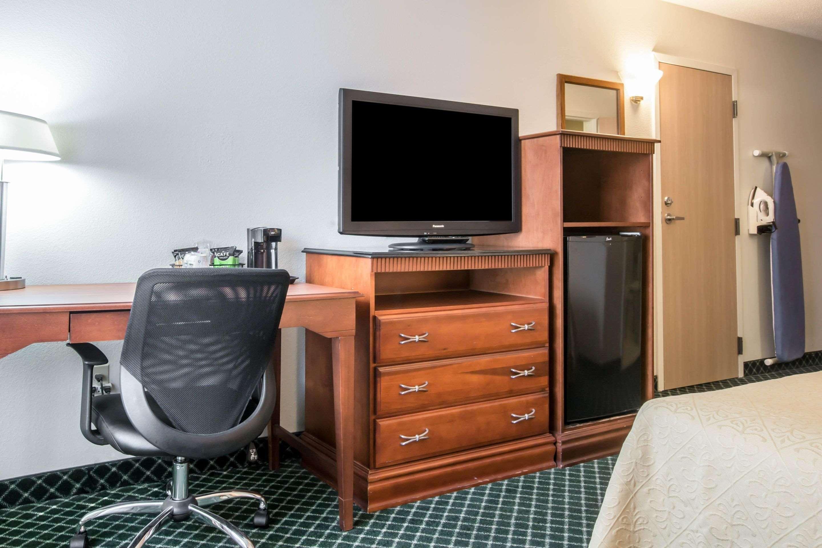 Quality Inn Colchester - Burlington Kültér fotó