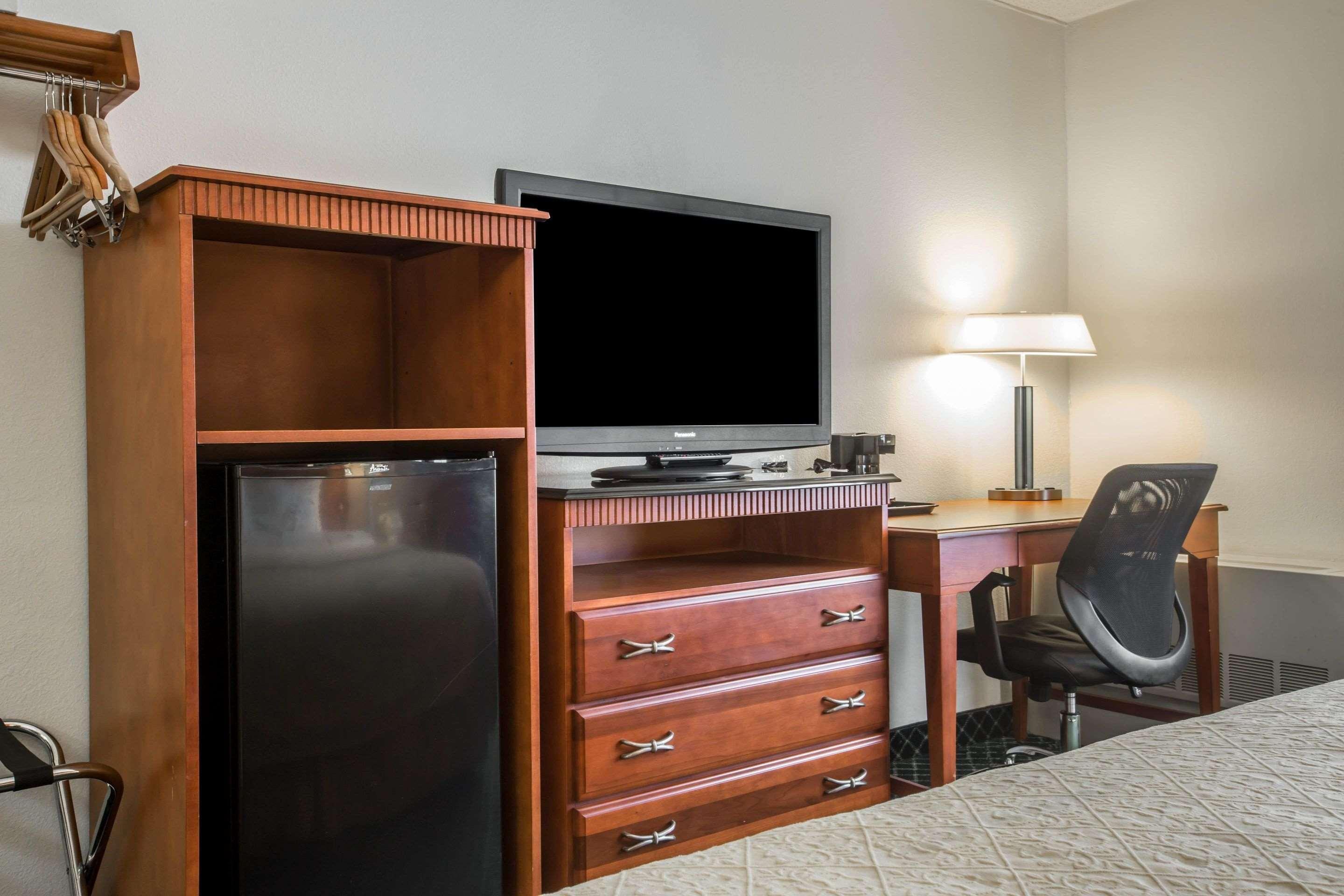 Quality Inn Colchester - Burlington Kültér fotó