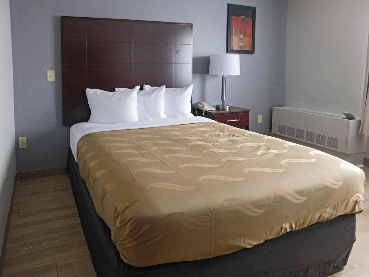 Quality Inn Colchester - Burlington Kültér fotó