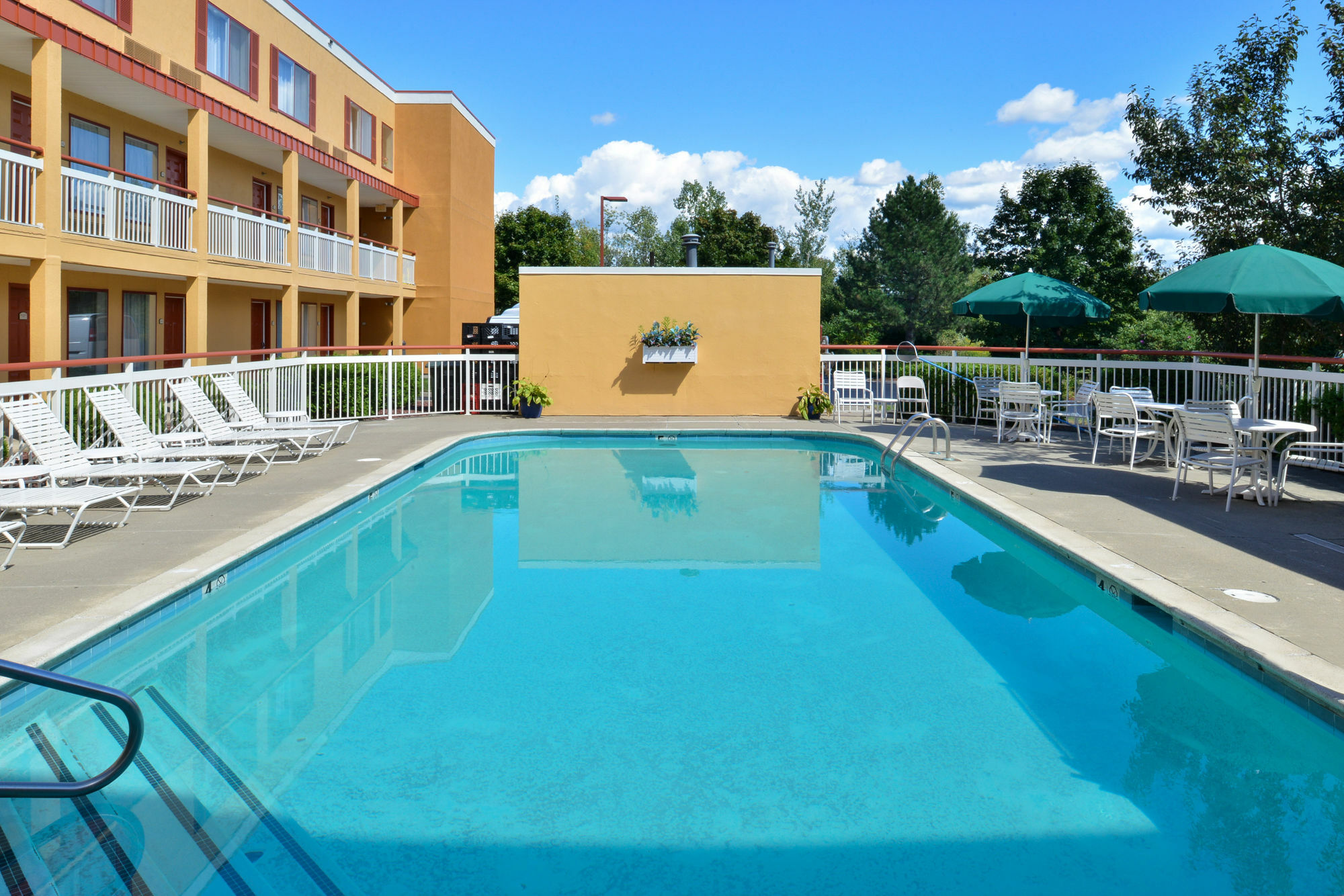 Quality Inn Colchester - Burlington Kültér fotó